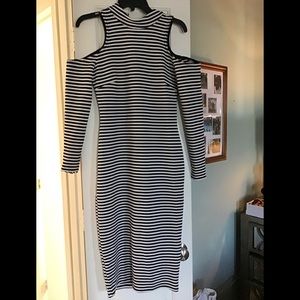 Open Shoulder Midi dress